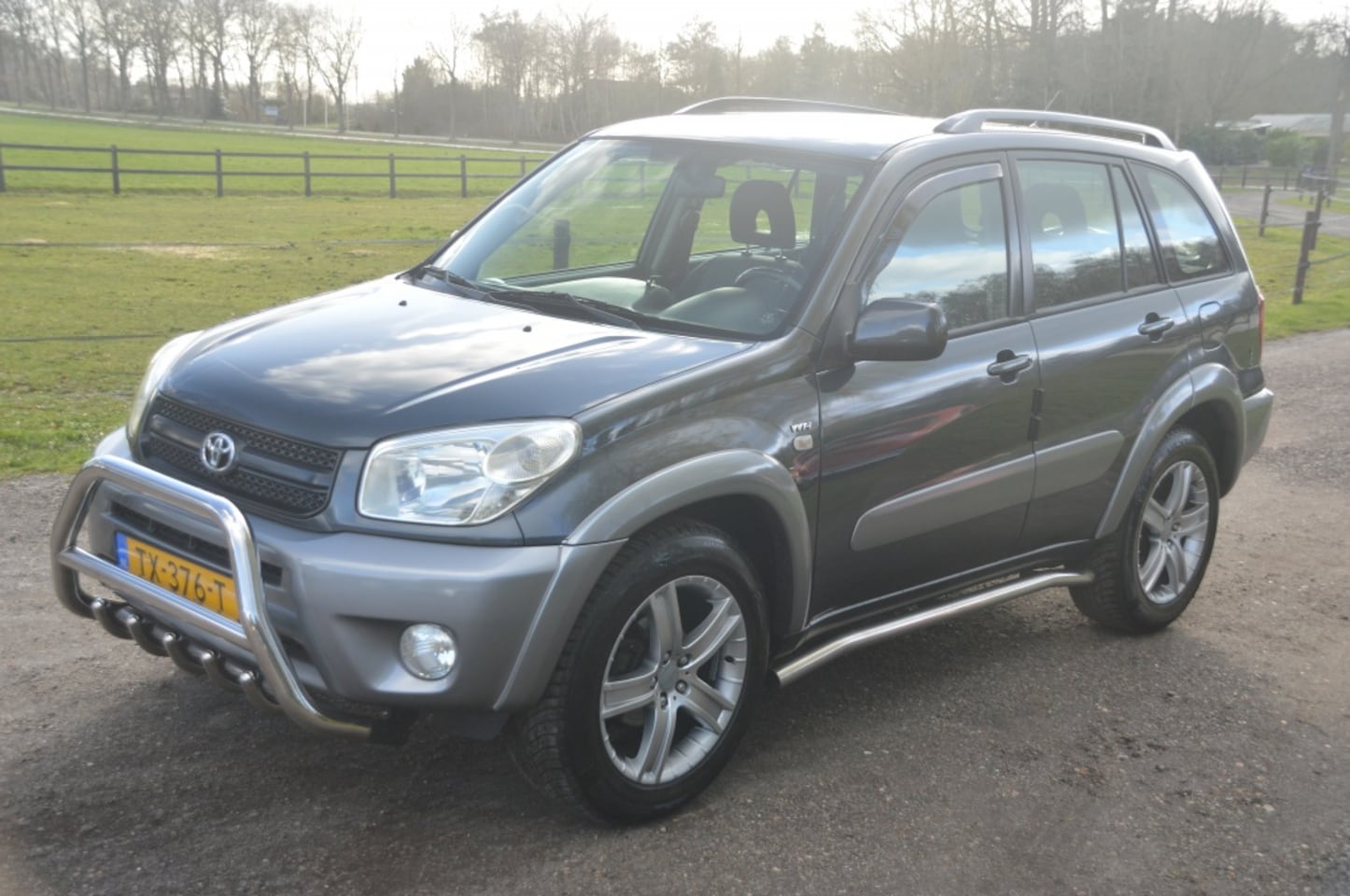 Toyota RAV4 - 2.0-16V VVT-i Luna 4X4 Clima Cruise 18 Inch - AutoWereld.nl