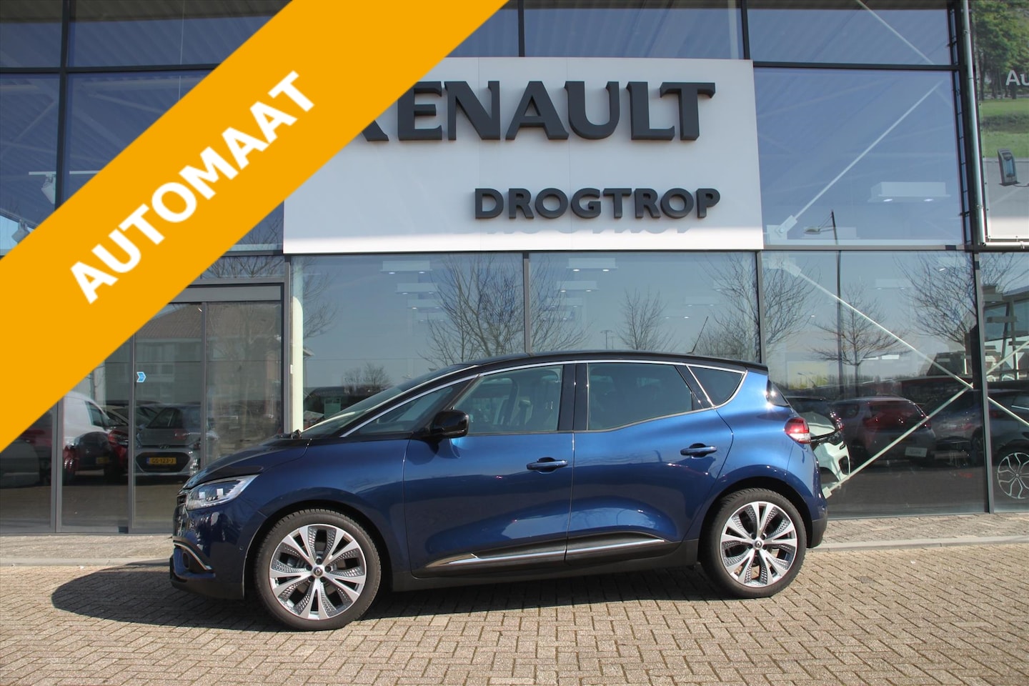 Renault Scénic - 140PK-INTENS-AUTOM-104DKM-PANODAK-SUPERCOMPLEET- - AutoWereld.nl