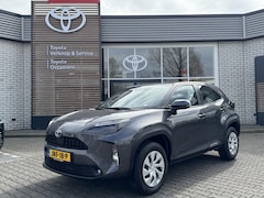 Toyota Yaris Cross - 1.5 HYBRID BUSINESS ALL-SEASON PARKEERCAMERA APPLE/ANDROID CLIMA AD-CRUISE BLUETOOTH