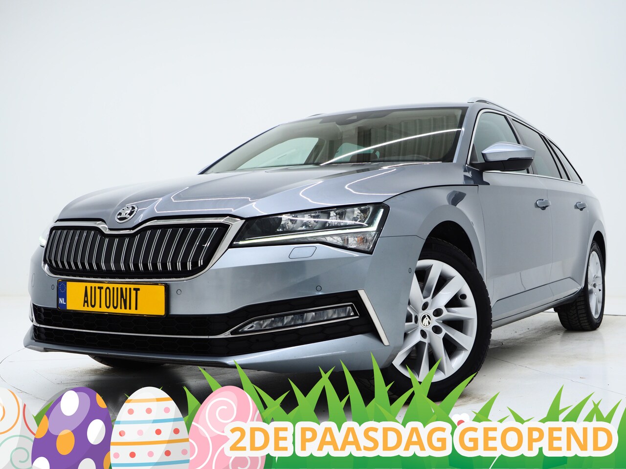 Skoda Superb Combi - 1.4 TSI iV 218PK | Panoramadak | Camera | Virtual | Keyless | Sfeerlicht | Dodehoek | Memo - AutoWereld.nl