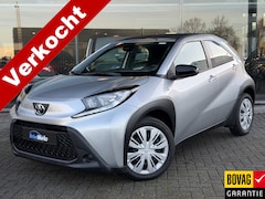 Toyota Aygo X - 1.0 VVT-i MT PLAY | Camera | Key-less | Carplay | Vouwdak | Panorama Interesse, Proefrit?