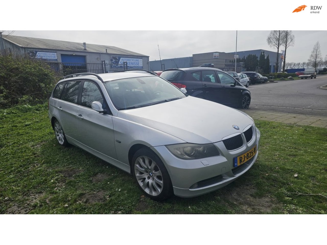 BMW 3-serie Touring - 318i 318i - AutoWereld.nl