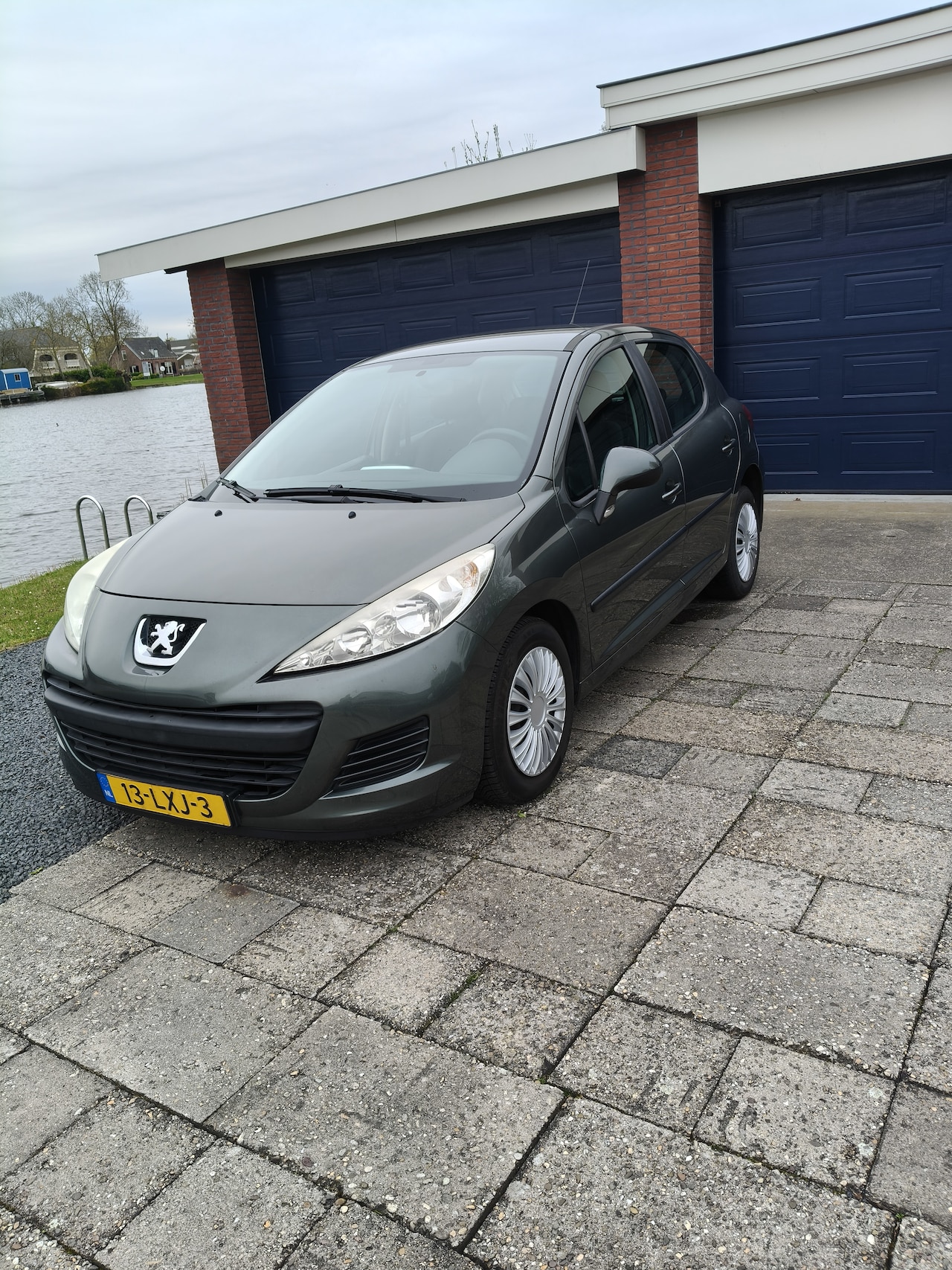 Peugeot 207 - 1.4 VTi X-Line - AutoWereld.nl