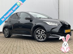 Toyota Yaris - 1.5 Hybrid Dynamic Caplay DAB Camera Uitstraling