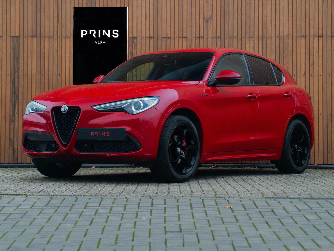 Alfa Romeo Stelvio - 2.0T AWD Veloce 320pk | Harman/Kardon | Adapt. cruise | 20 inch - AutoWereld.nl