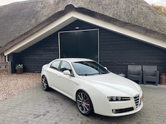 Alfa Romeo 159 - 1.7 T Distinctive Cruisecontrol, Climate control, Airco, Start/stop systeem