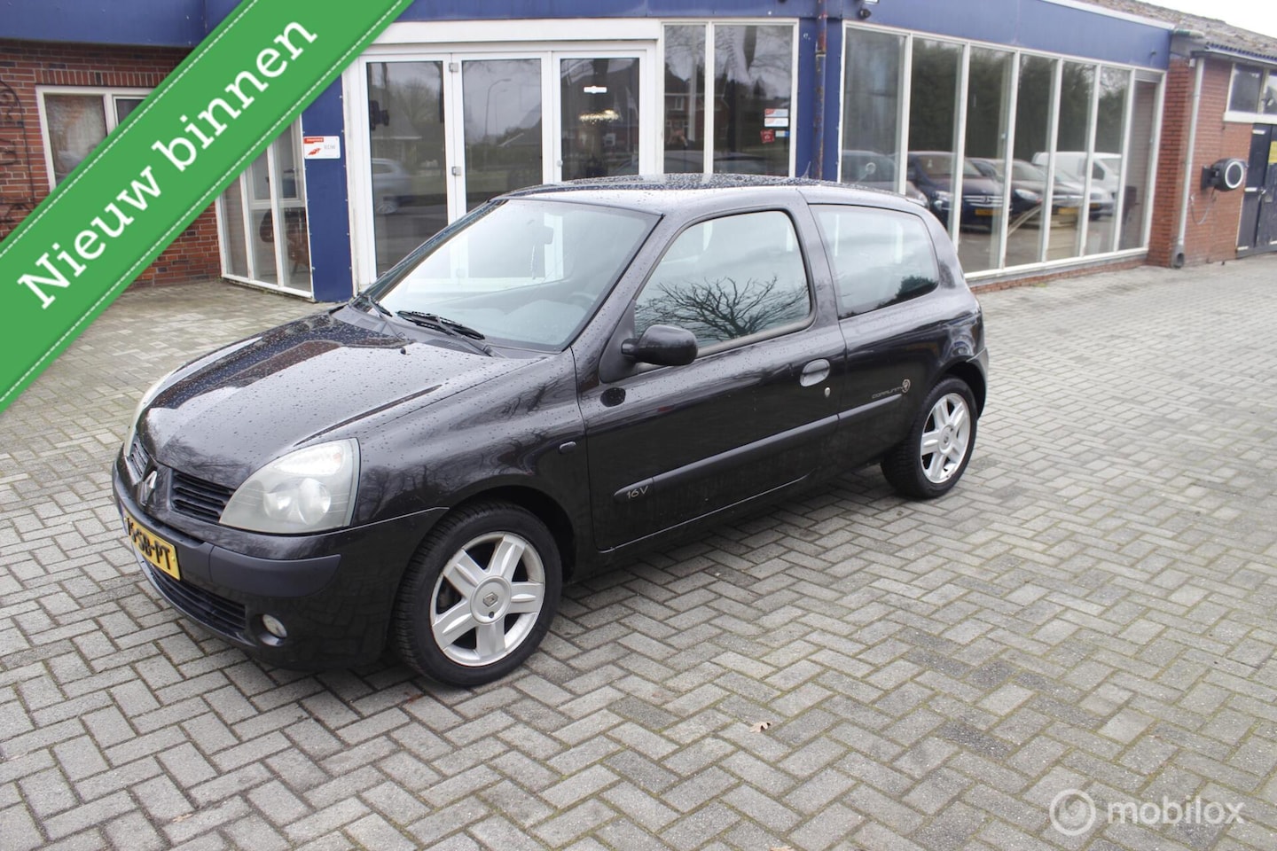 Renault Clio - 1.2-16V Authentique Comfort 1.2-16V Authentique Comfort, meeneemprijs - AutoWereld.nl