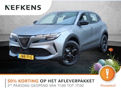 Alfa Romeo Junior - 1.2 145pk Hybrid Ibrida Speciale | Navigatie | Camera | Automatische achterklep | Dodehoek