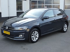 Volkswagen Polo - 1.0 TSI Highline Business R Automatische airco, navigatie, stoelverwarming, cruise control