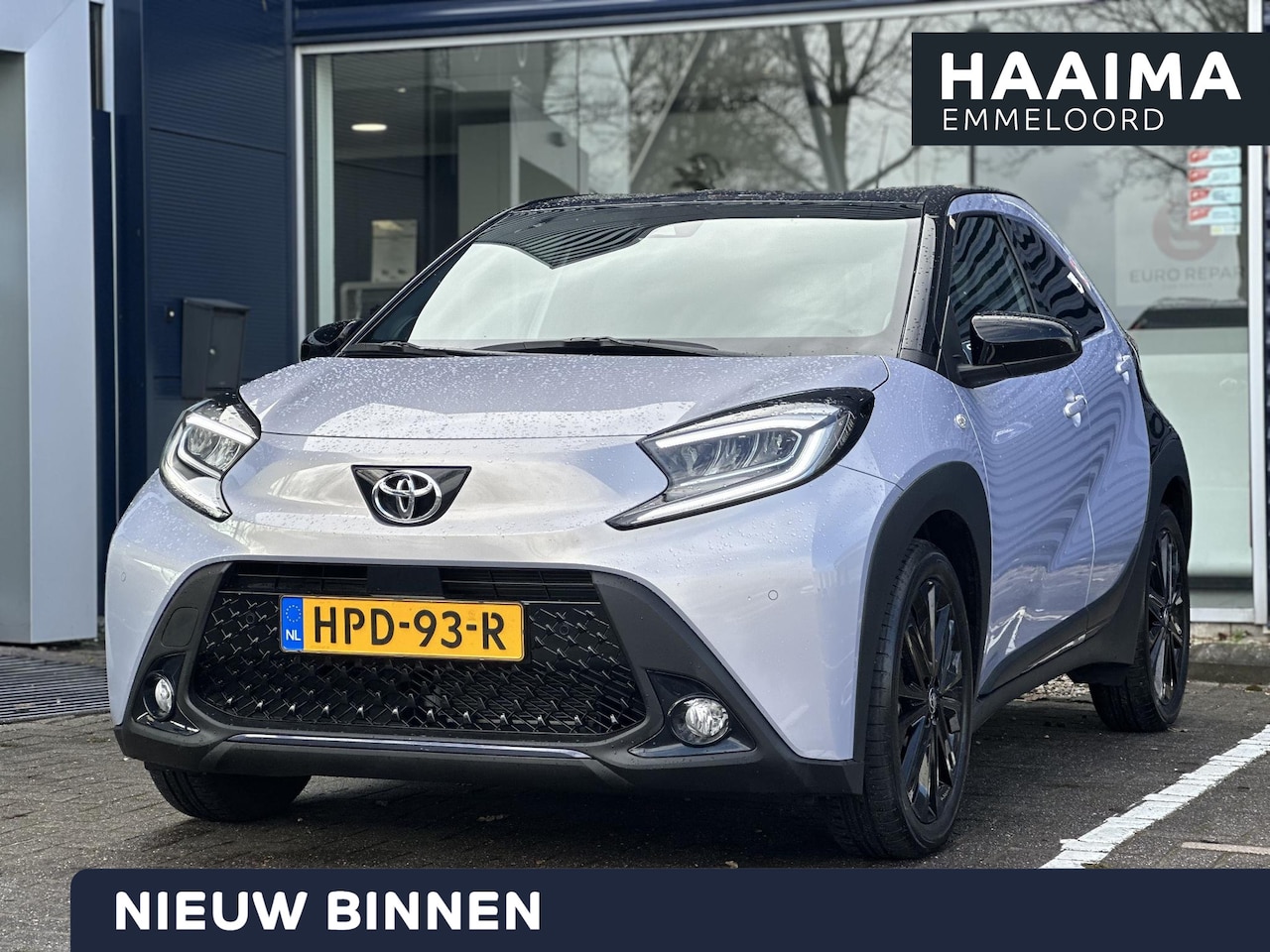 Toyota Aygo X - 1.0 VVT-i MT JBL | Apple Carplay/Android Auto | Stoelverwarming | Parkeercamera/-sensoren - AutoWereld.nl