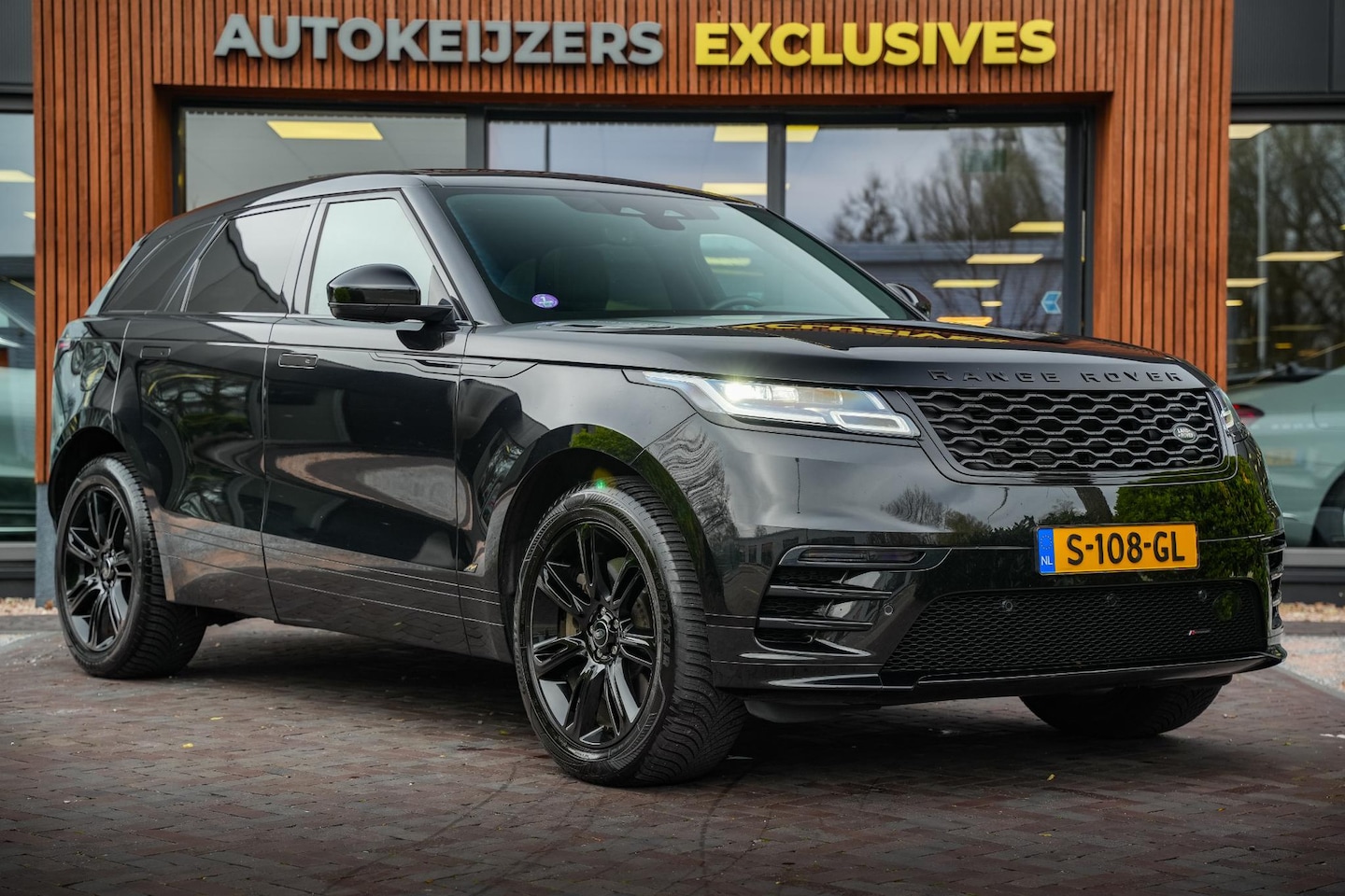 Land Rover Range Rover Velar - 2.0 P400e Edition Panoramadak Meridian Memory Camera Panoramadak Trekhaak R-Dynamic Stoel/ - AutoWereld.nl