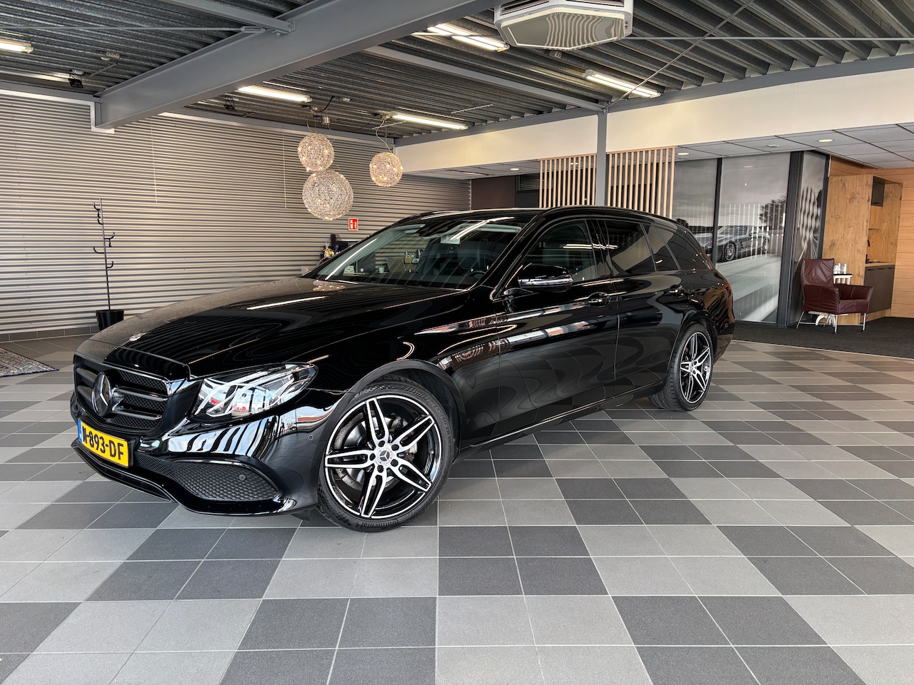 Mercedes-Benz E-klasse Estate - 200 Business Solution AMG Plus Upgrade Edition - AutoWereld.nl