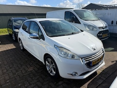 Peugeot 208 - 1.2 VTi Oxygo