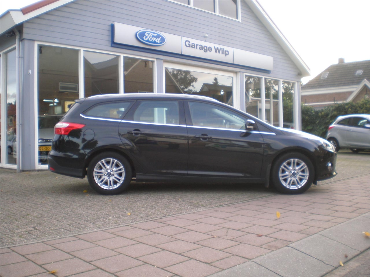 Ford Focus Wagon - 1.0 EcoBoost 125pk 5-deurs Titanium WAGON - AutoWereld.nl