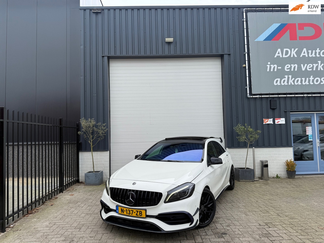 Mercedes-Benz A-klasse - AMG 45 4MATIC EDITION 1/AERO DYMANIC/FULL OPTION/420PK - AutoWereld.nl