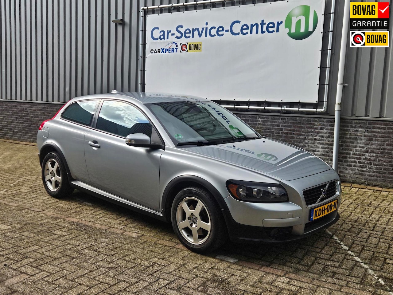 Volvo C30 - 2.4i Momentum AUTOMAAT!!! youngtimer - AutoWereld.nl