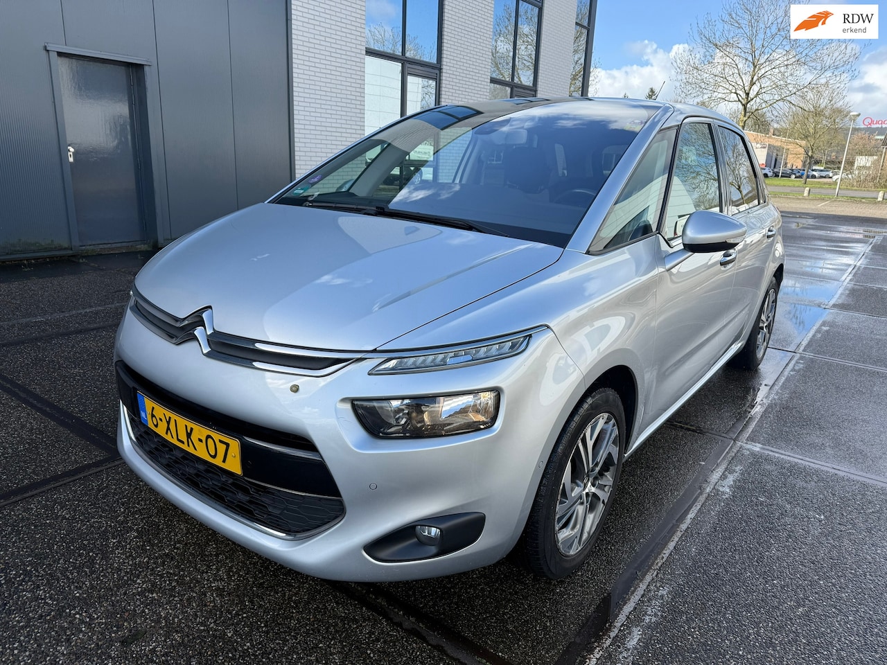 Citroën C4 Picasso - 1.6 THP Intensive / APK / AIRCO / NAVI / ACHTERRIJUIT CAMERA / 2 SLEUTELS / BOEKJES / NETT - AutoWereld.nl