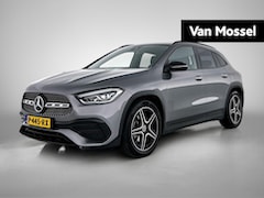 Mercedes-Benz GLA-Klasse - 200 Business Solution AMG | CAMERA | NAVIGATIE | SFEERVERLICHTING | TREKHAAK | STOELVERWAR