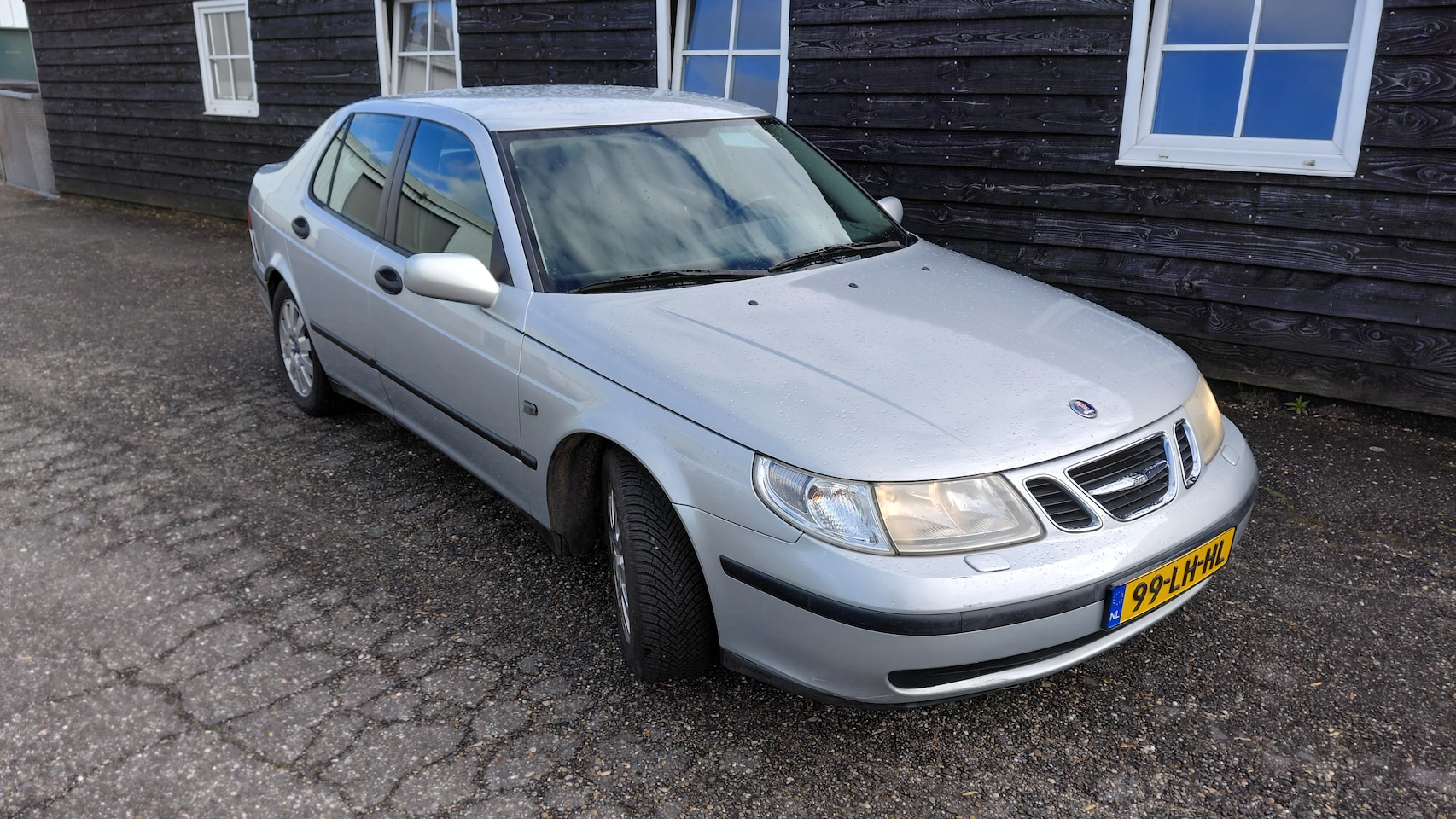 Saab 9-5 - 2.0T Linear APK tot 11 2026, leuke vakantieauto - AutoWereld.nl