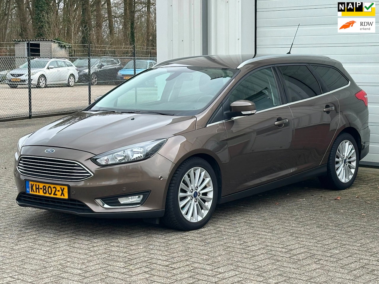 Ford Focus Wagon - 1.5 TDCI Titanium Navi, Cruise, Climate, Dealer onderhouden! - AutoWereld.nl