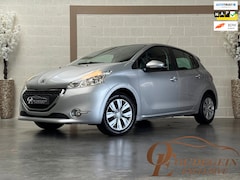 Peugeot 208 - 1.2 VTi Envy / Cruise Control / Climate Control / Navi / BT Audio / Inklap Spiegels / Gara