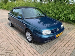 Volkswagen Golf Cabriolet - 2.0 Highline ( Ned Auto-Alu-vlg-Led. bekl. -geen 2e zo mooi)