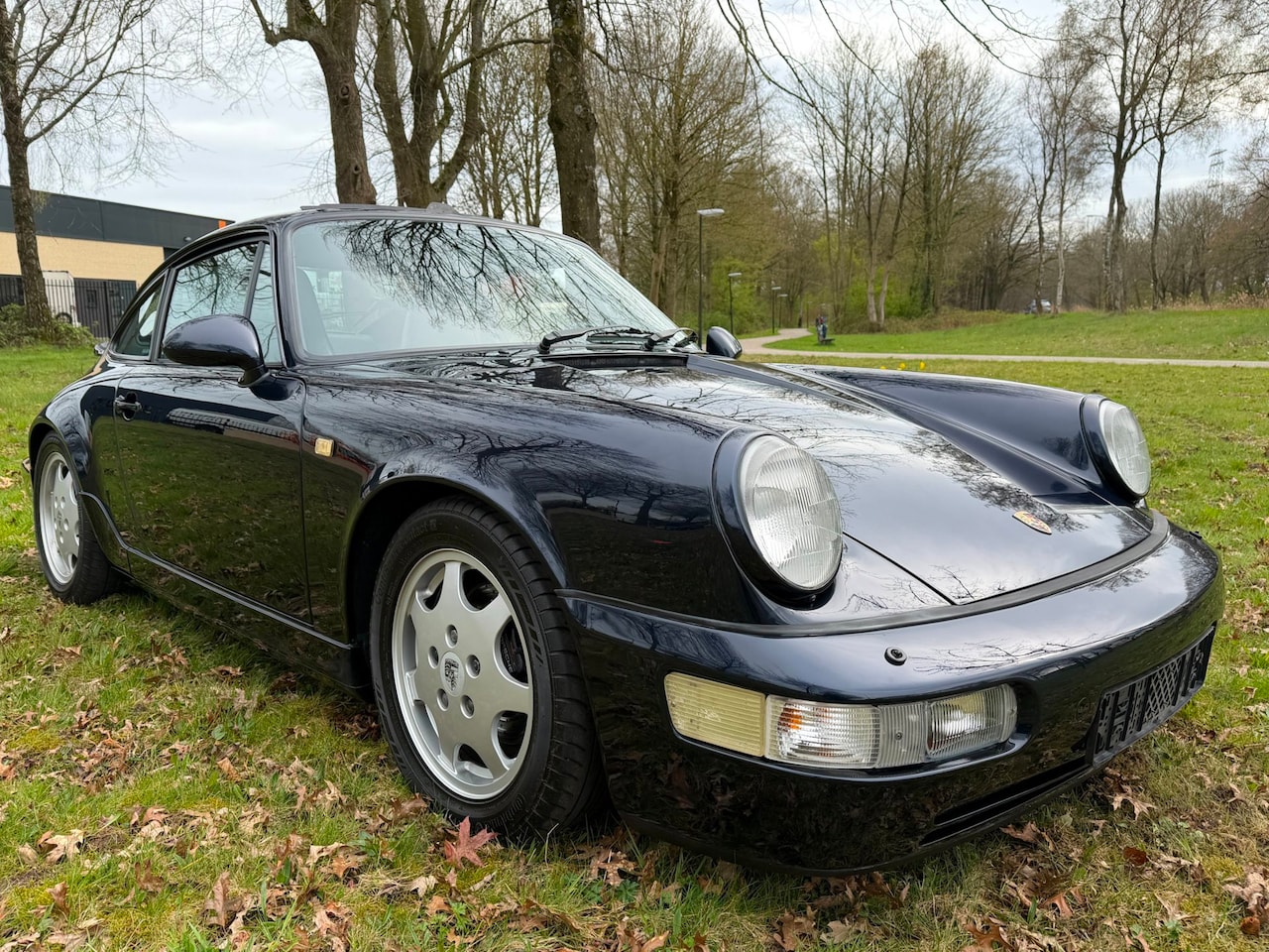 Porsche 911 - 964 carrera 2 3.6 Coupé 2e eigenaar 90.000 km, airco, concours staat , schuif/kantel zwart - AutoWereld.nl