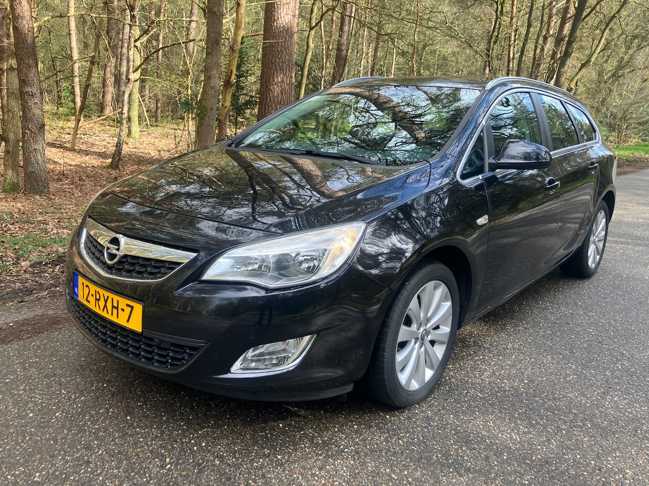 Opel Astra Sports Tourer - 1.4 Turbo Cosmo Climatecontrol, Orig.Nederlands 169dkm, Lichtmetaal, Strakke auto! - AutoWereld.nl