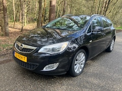 Opel Astra Sports Tourer - 1.4 Turbo Cosmo Climatecontrol, Orig.Nederlands 169dkm, Lichtmetaal, Strakke auto!