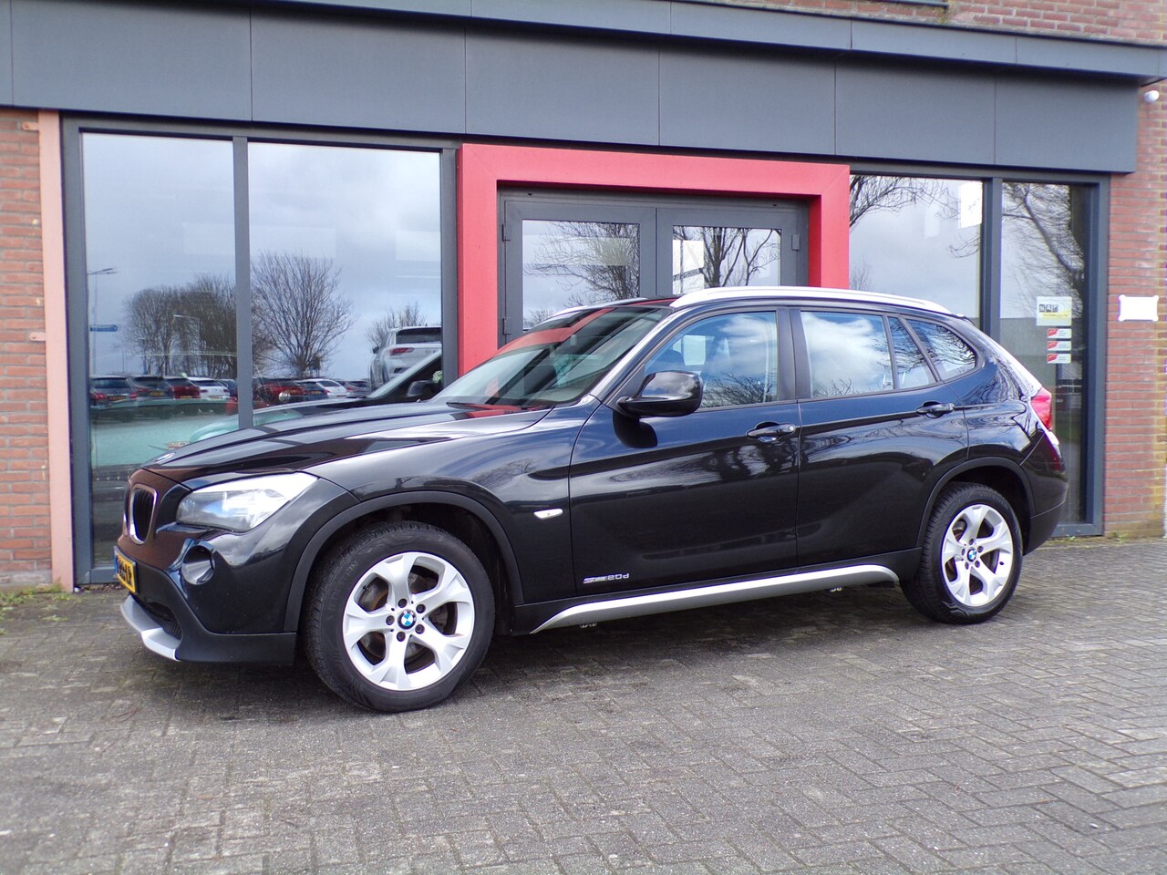 BMW X1 - sDrive20d Cruise PDC 177PK! BTW!!! - AutoWereld.nl