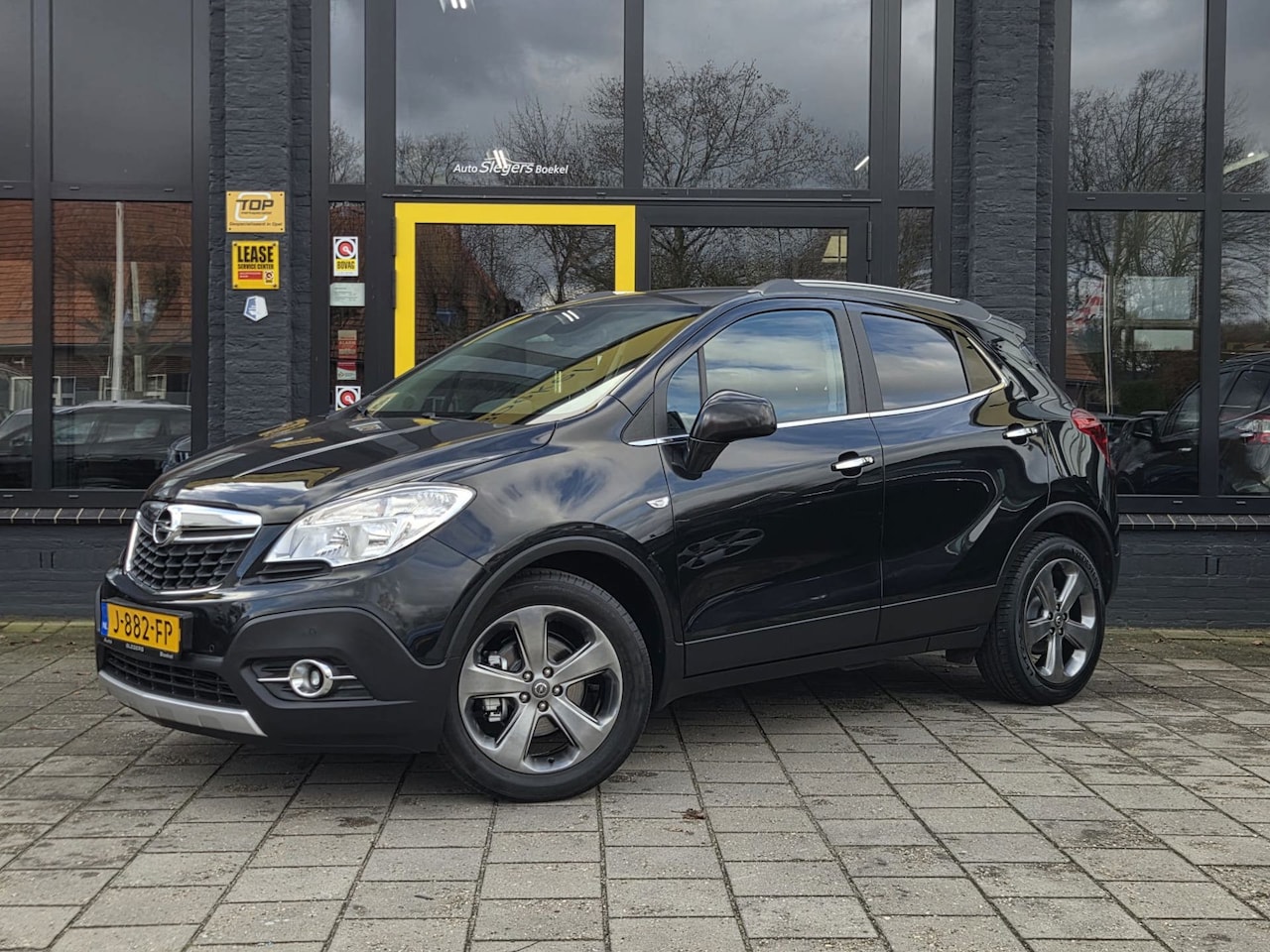 Opel Mokka - 1.4 T Cosmo 4x4 | Stoel- + Stuurverwarming | Camera + Sensoren | Navi | Tel - AutoWereld.nl