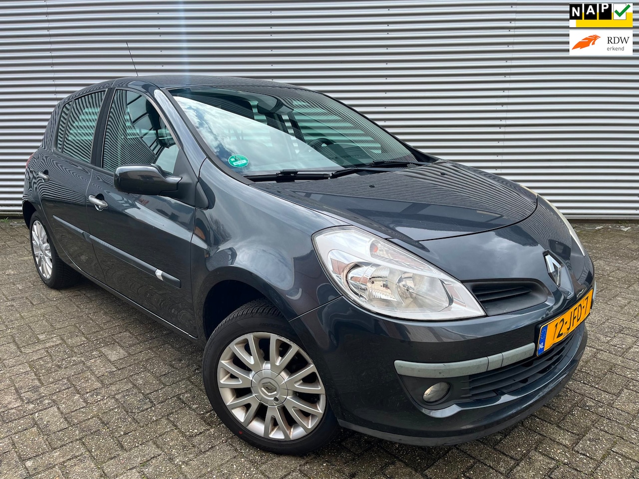 Renault Clio - 1.2-16V Collection|Airco|Cruise|5deurs|Goed onderhouden| - AutoWereld.nl