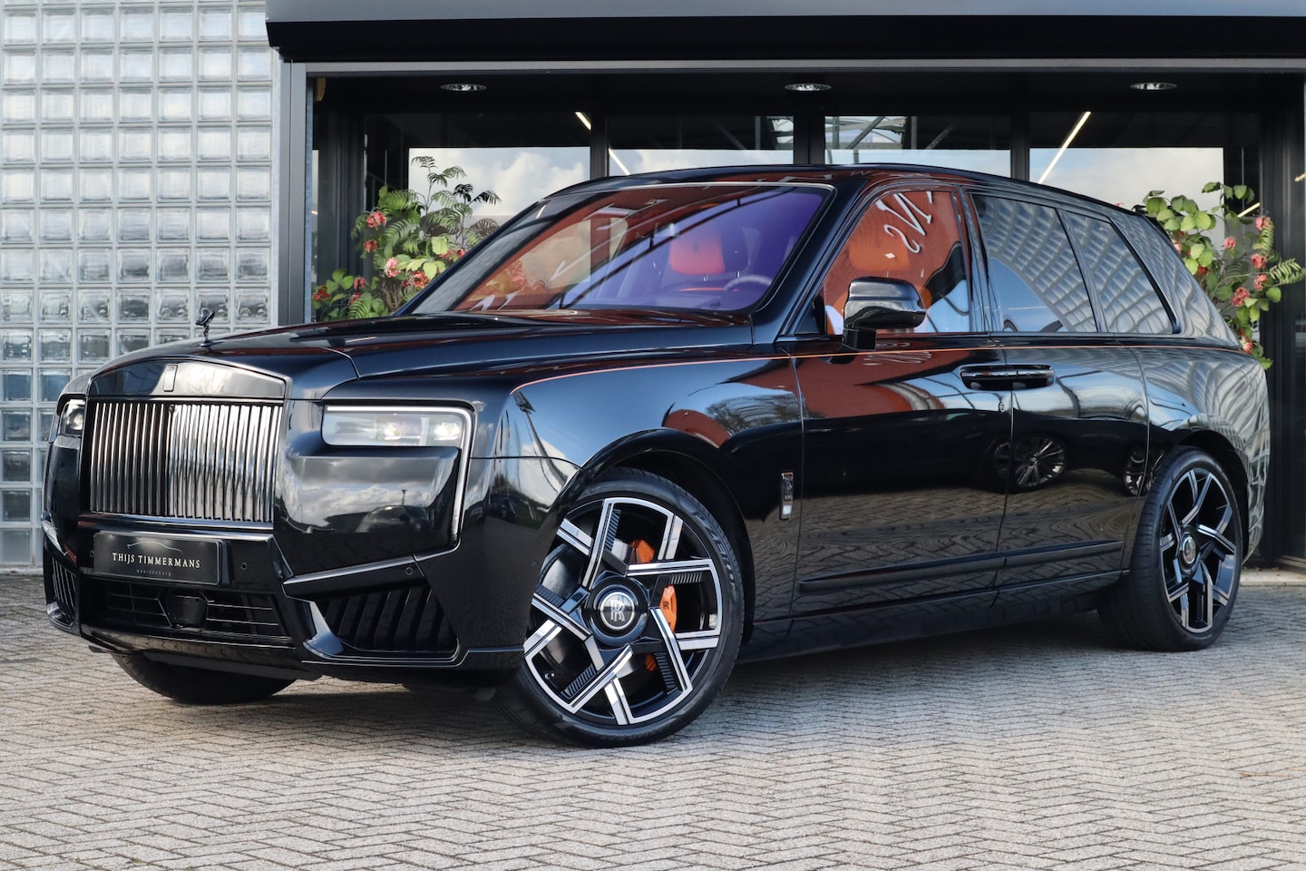 Rolls-Royce Cullinan - BLACK BADGE 6.75 V12 | Series II, Starlight, Bespoke Audio, Massage, Entertainment - AutoWereld.nl
