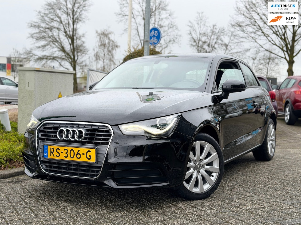 Audi A1 - 1.2 TFSI Attraction Navigatie, stoelverwarming, led - AutoWereld.nl