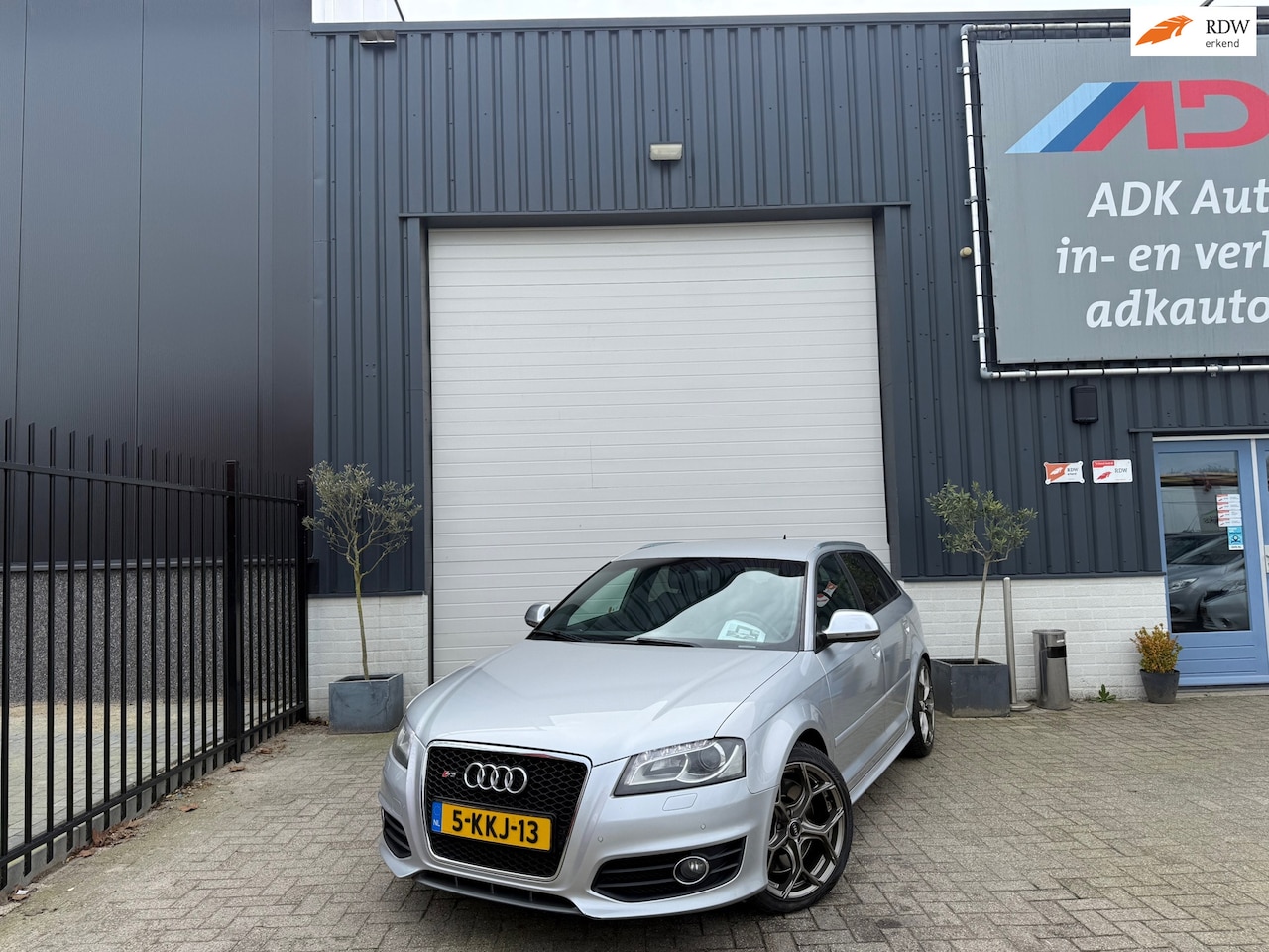 Audi S3 - Sportback 2.0 TFSI S3 quattro Ambition AUTOMAAT/PDC/XENON/NAVI/265PK - AutoWereld.nl