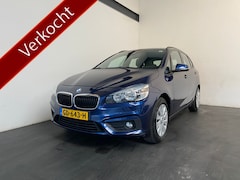 BMW 2-serie Active Tourer - Automaat 220i Essential