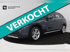 BMW X1 - XDrive20i Business (TREKHAAK, STOELVERWARMING, CAMERA, ELEKTR STOELEN, AUTOMAAT, PARKEERSE