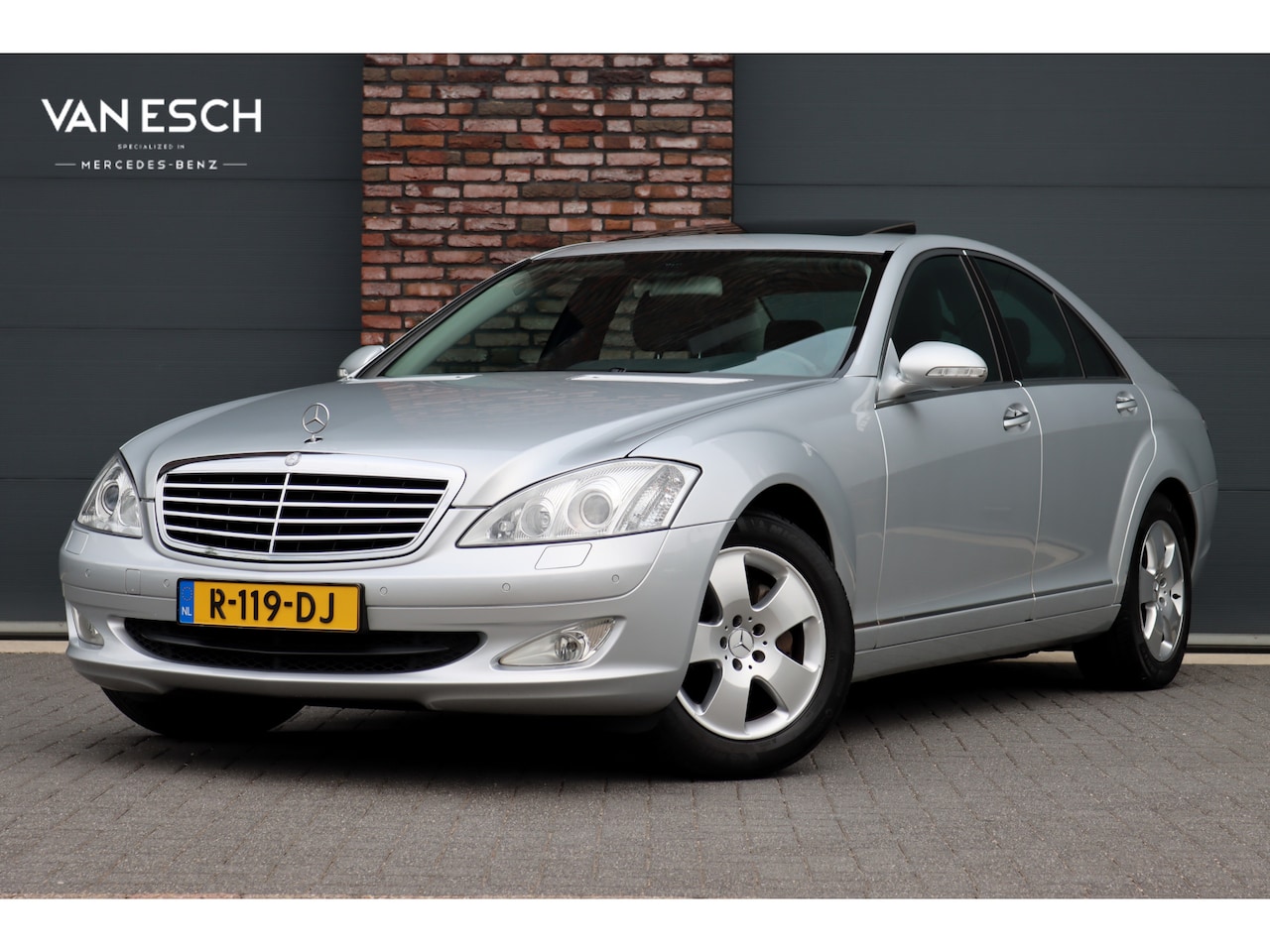 Mercedes-Benz S-klasse - 350 Aut7 | Schuifdak | Trekhaak | Stoelverwarming | Navigatie | DVD | Leder | Camera | Bi- - AutoWereld.nl