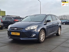 Ford Focus Wagon - €4250, -1.0 EcoBoos Titanium Navi Trekhaak Climate Control E5