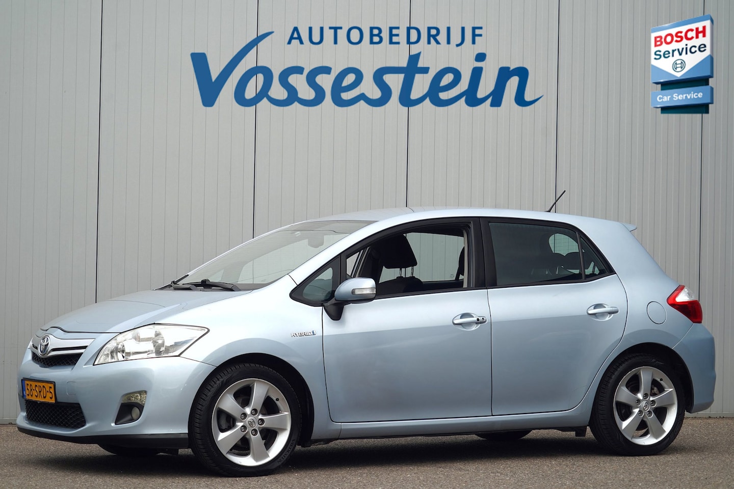 Toyota Auris - 1.8 Full Hybrid Dynamic Business / NL-Auto / Navi / Fietsendragerhaak / Camera / Climate - AutoWereld.nl