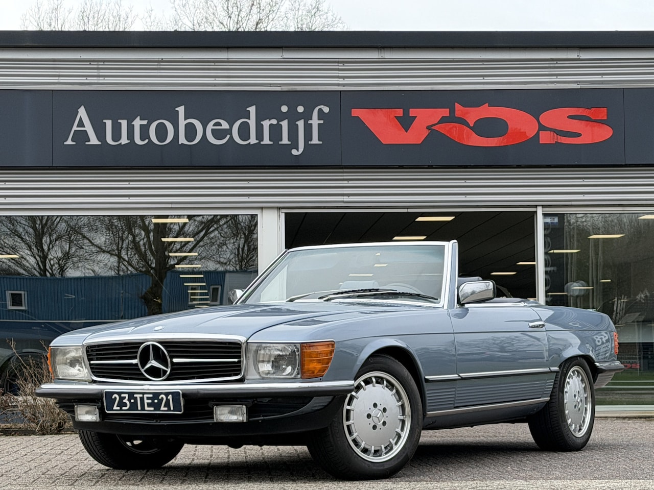 Mercedes-Benz SL-klasse Roadster - 350 SL | NL auto! | Gerestaureerd | Nieuwstaat! - AutoWereld.nl