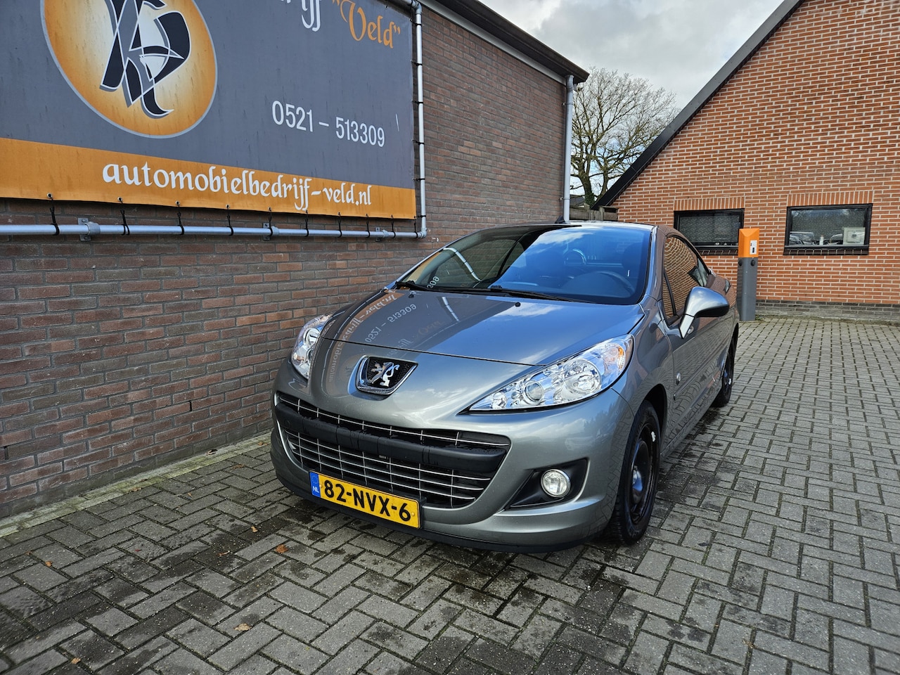 Peugeot 207 CC - 1.6 VTi Roland Garros 1.6 VTi Roland Garros - AutoWereld.nl