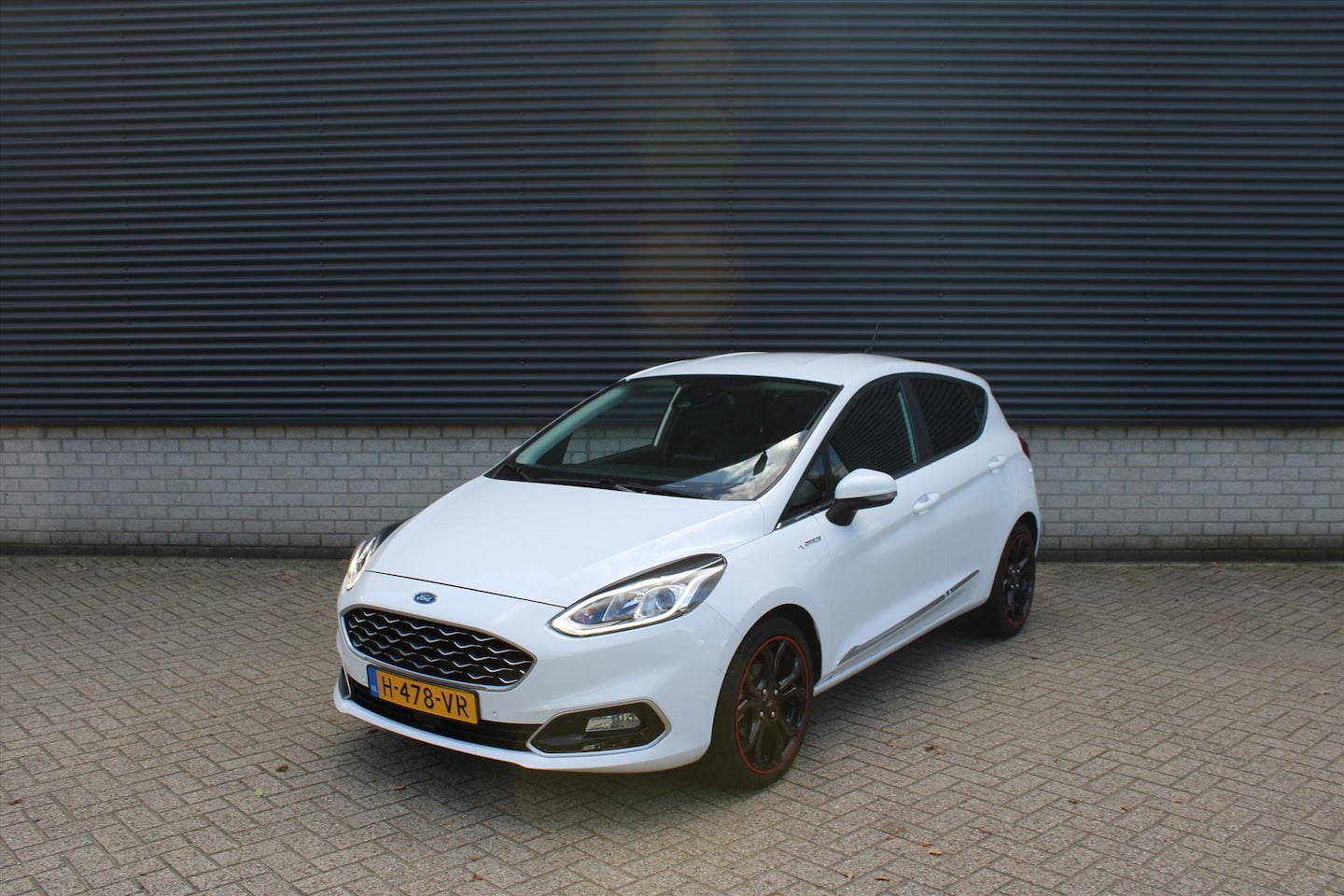 Ford Fiesta - I Vignale 125pk I LENTEDEALS | B&O I Adaptive Cruise Control I Navigatie I Winterpack - AutoWereld.nl