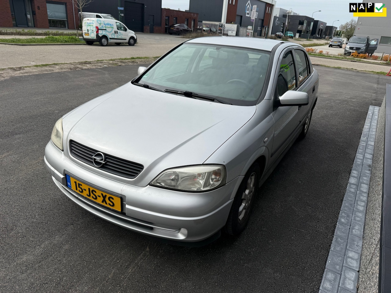 Opel Astra - 1.6-16V Edition - Org NL - Airco - Cruise Control - PDC - Trekhaak - AutoWereld.nl