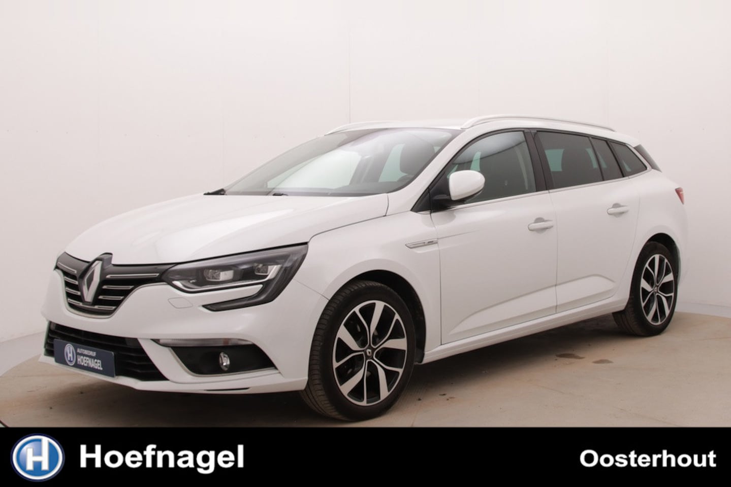 Renault Mégane Estate - 1.3 TCe Bose | Automaat | Cruise control | Stoelverwarming | CarPlay | Camera | BOSE | Tre - AutoWereld.nl
