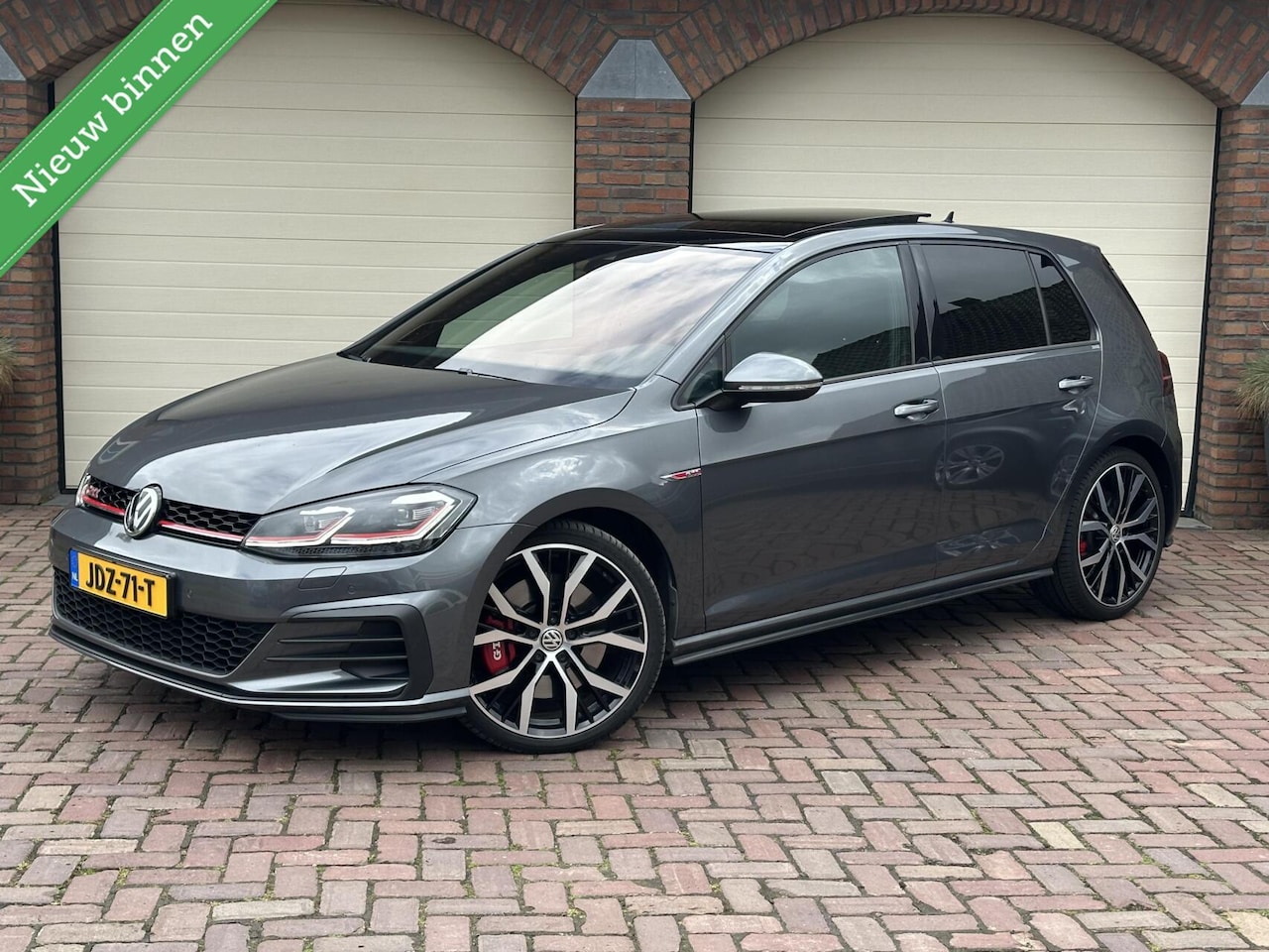 Volkswagen Golf - 2.0 TSI GTI Performance Business 245PK Panorama Dynaudio CarPlay Nieuwstaat! - AutoWereld.nl