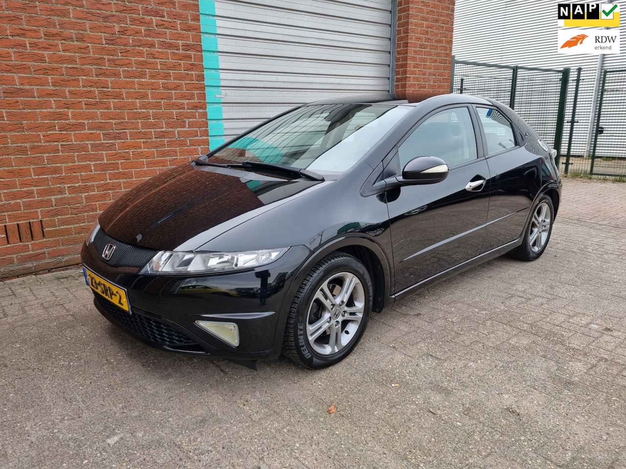 Honda Civic - 1.4 GT 5-deurs NAV.+Clima Bj:2011 NAP! - AutoWereld.nl