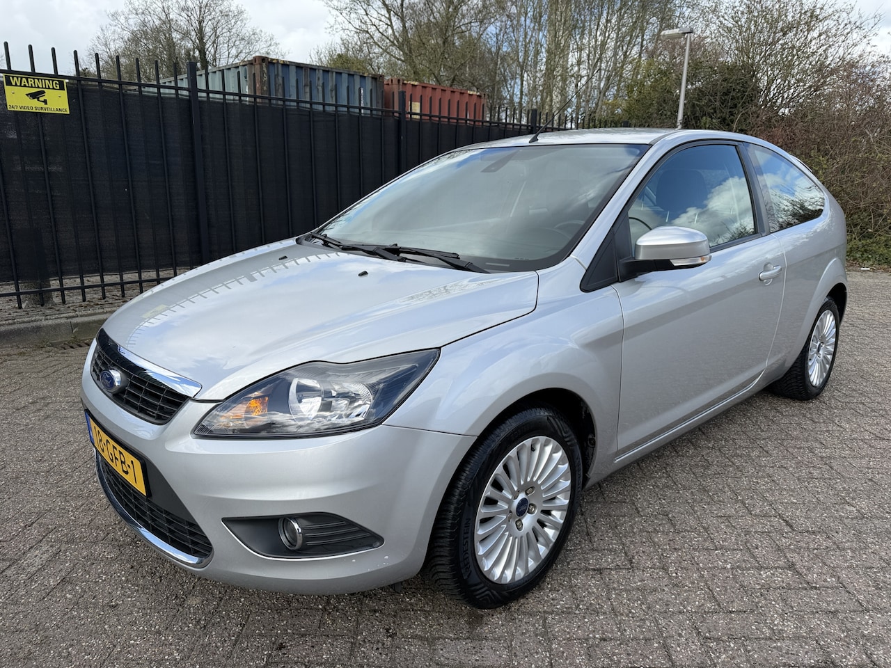 Ford Focus - 1.6 Autom/Tiptr Titanium Clima/Cruise/LMV - AutoWereld.nl