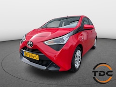 Toyota Aygo - 1.0 VVT-i x-play AIRCO CARPLAY CAMERA LED 5-DRS