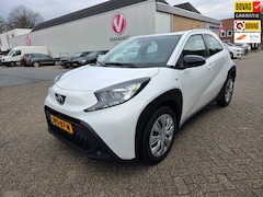 Toyota Aygo X - 1.0 VVT-i S-CVT Limited | Stoelverwarming | Climate controle | Parkeerhulpcamera